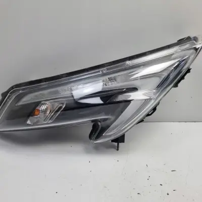 Nissan Juke F15 LIFT PRZEDNIA LAMPA LEWA LEWY PRZÓD kierowcy HALOGEN DRL