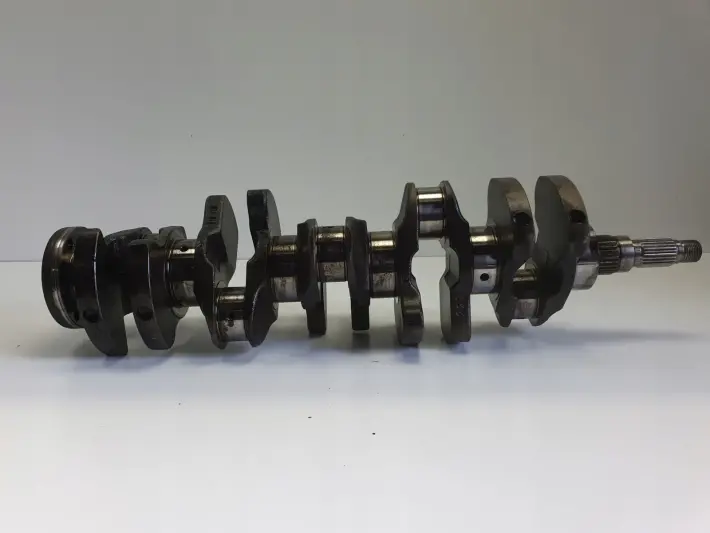 Volvo XC90 2.4 D5 163 KM WAŁ KORBOWY