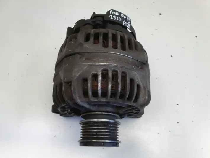 Audi A3 8L Golf IV Seat Leon 1.9 TDI ALTERNATOR 028903028E 120A