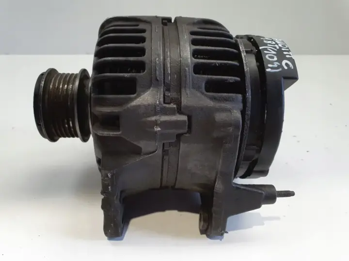 Audi TT 1.8 T ALTERNATOR bosch 028903028E 120A