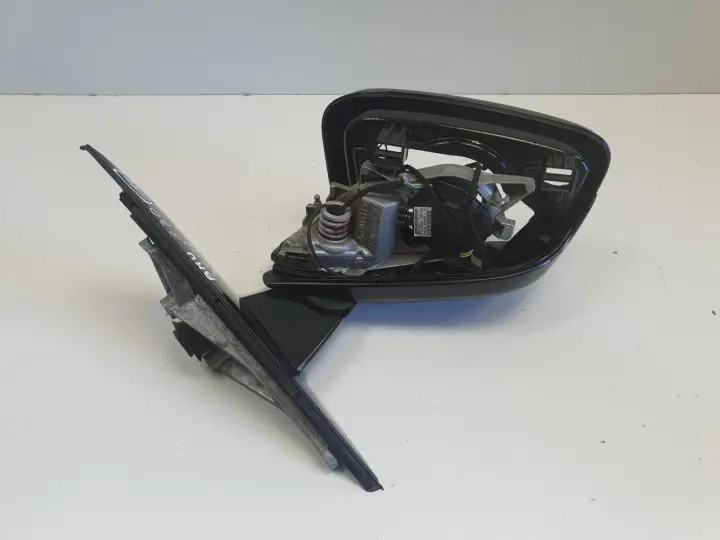 BMW G30 G31 17-24r LUSTERKO LEWE KIEROWCY europa 5 pin 7443771