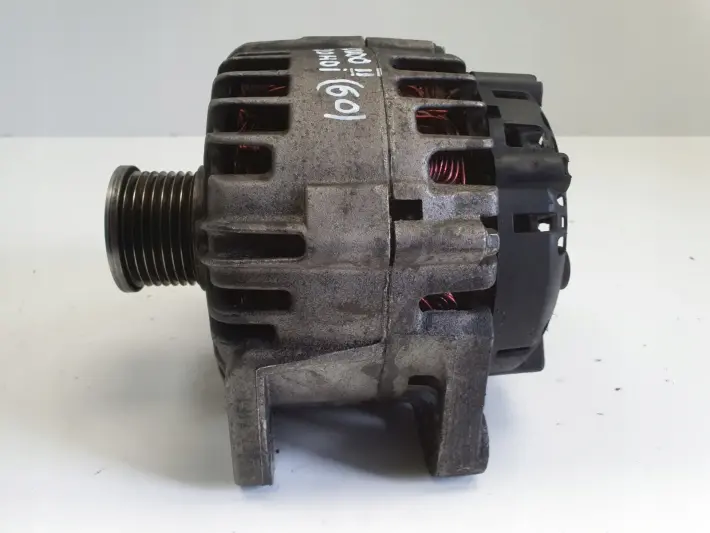 Opel Vivaro Trafic 2.0 DCI ALTERNATOR