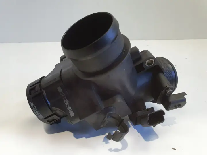 VOLVO C30 S40 V50 1.6 D PRZEPUSTNICA 9686487880