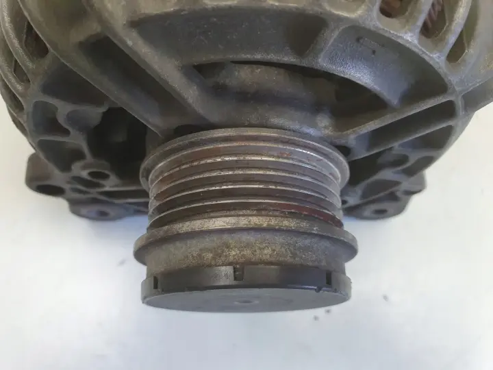Audi A3 8L 1.9 TDI ALTERNATOR bosch 028903028E 120A