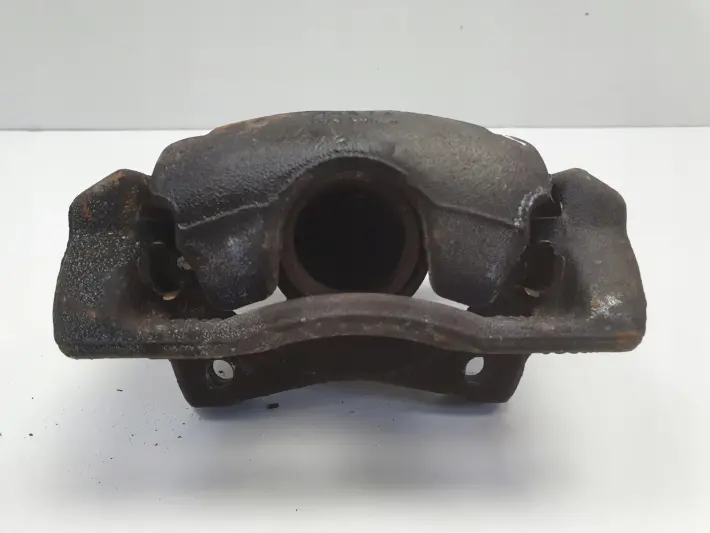 Renault Clio IV LEWY PRZEDNI ZACISK HAMULCOWY przód kierowcy L.P