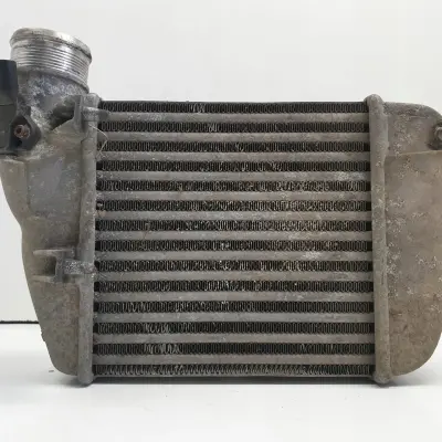 Audi A6 C6 2.0 TDI CHŁODNICA POWIETRZA Intercooler