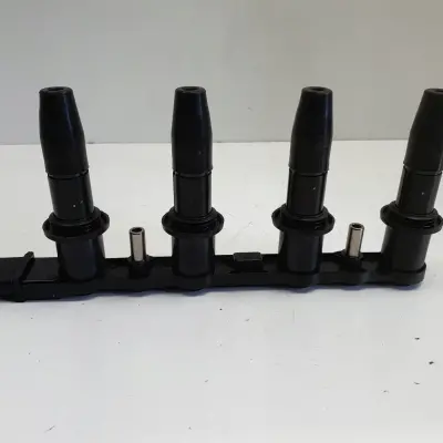 Opel Zafira B 1.6 16V CEWKA ZAPŁONOWA