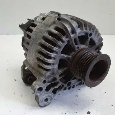 VW Golf IV 1.4 16V ALTERNATOR valeo 036903024H 110A