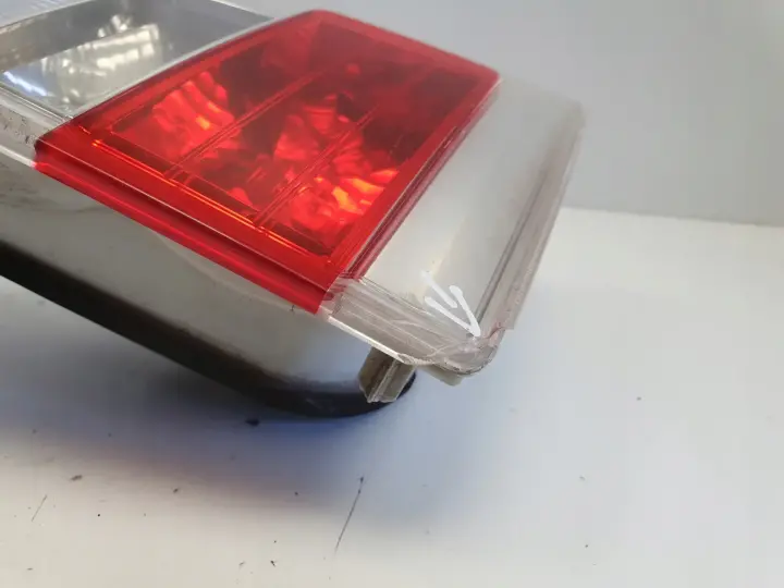 Volvo V70 III 14-16r LIFT TYLNIA LAMPA LEWA LEWY TYŁ kierowcy