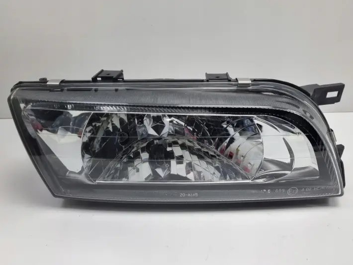 Nissan Almera N15 LIFT PRZEDNIA LAMPA PRAWA PRAWY PRZÓD nowa euro 215-1178