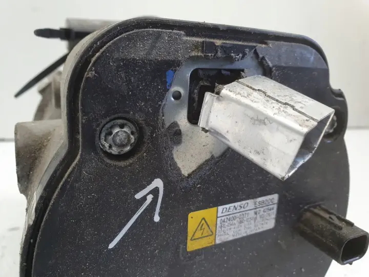 Toyota Prius IV 1.8 SPRĘŻARKA KLIMATYZACJI pompa 042400-0371