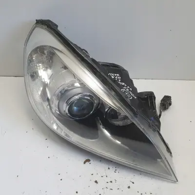 Volvo V60 S60 II PRZEDNIA LAMPA PRAWA prawy przód XENON 31383063