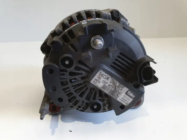 VW Golf V 1.9 TDI ALTERNATOR valeo 06F903023C 140A