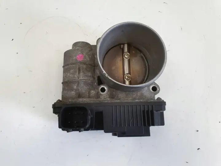 Nissan Primera P12 2.0 16V PRZEPUSTNICA SERA576-01