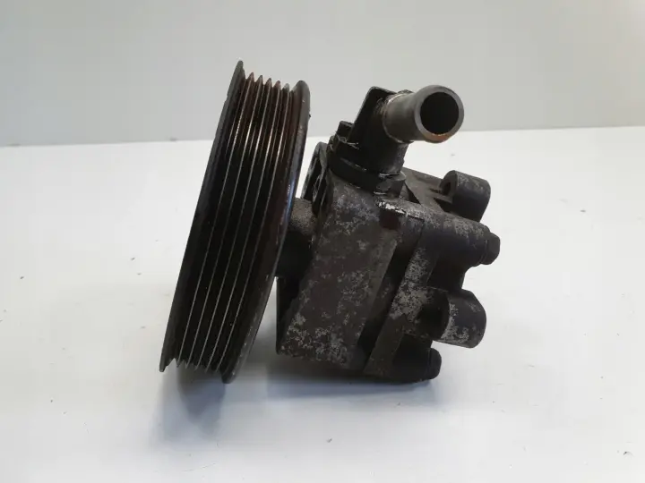 Nissan X-TRAIL T30 2.0 16V POMPA WSPOMAGANIA oryginał