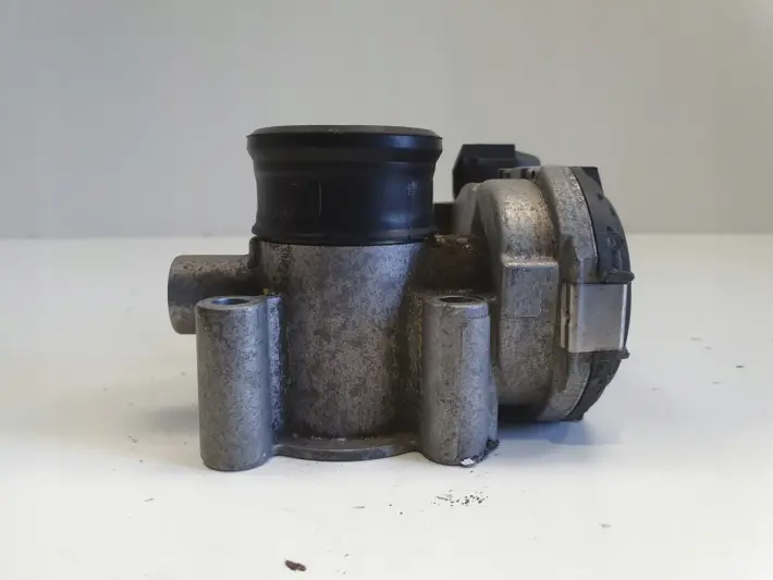 Smart ForTwo 0.7 T turbo PRZEPUSTNICA A1601410225 02505003055