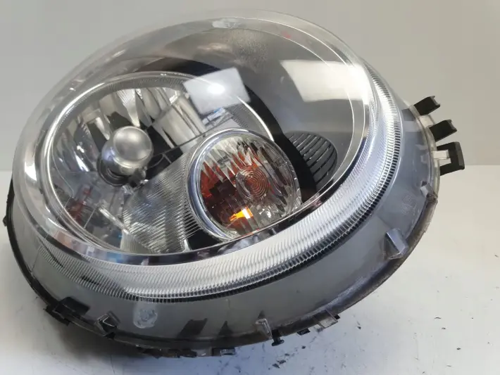 Mini One R56 PRZEDNIA LAMPA PRAWA prawy przód anglik 162704-04 0301225704