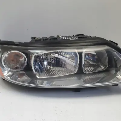 Volvo S60 I V70 II LIFT PRZEDNIA LAMPA PRAWA prawy przód EUROPA 30698826