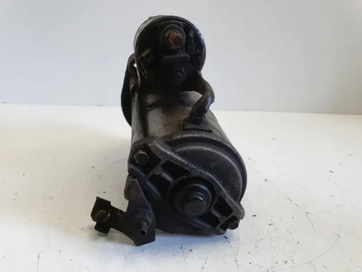 Audi A4 B5 1.9 TDI ROZRUSZNIK 068911024E valeo