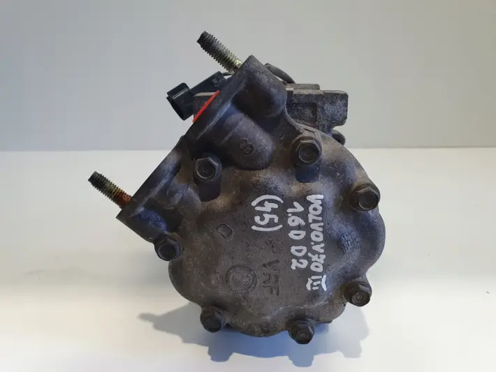 Volvo V70 III 1.6 D D2 SPRĘŻARKA KLIMATYZACJI pompa 31348213