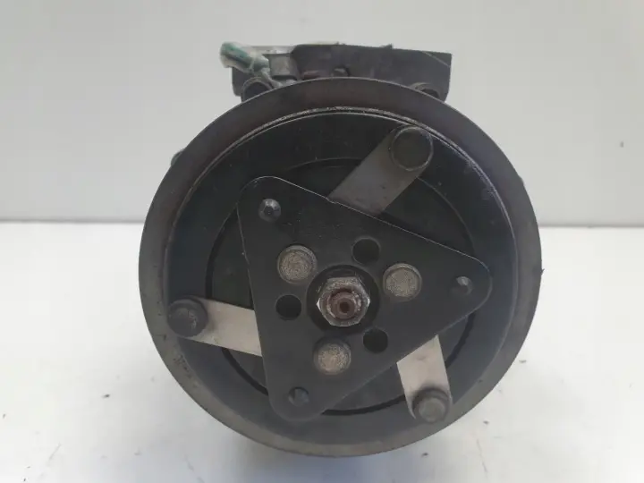 41e435e74133c47006b611cf70115f96