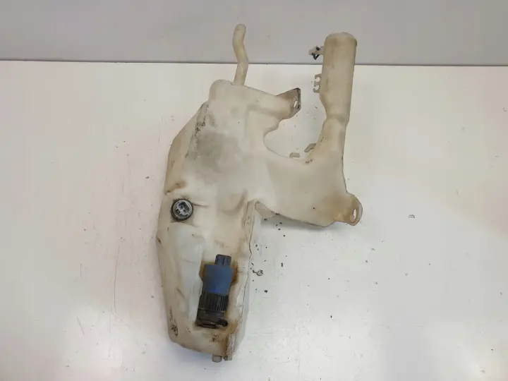 Volvo V40 ZBIORNICZEK PŁYNU DO SPRYSKIWACZY