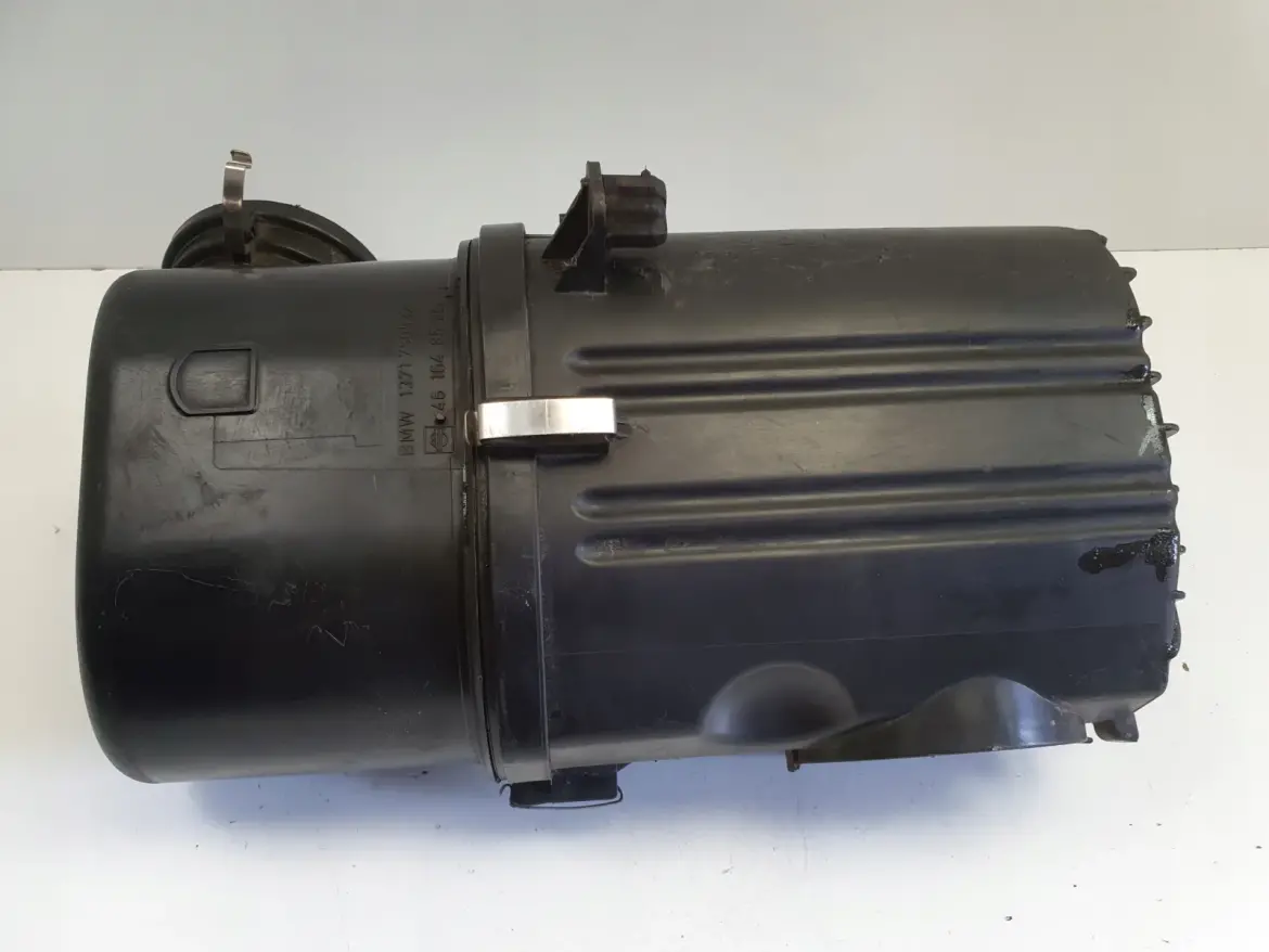 Range Rover Vogue L322 4.4 V8 OBUDOWA FILTRA POWIETRZA 46164858904