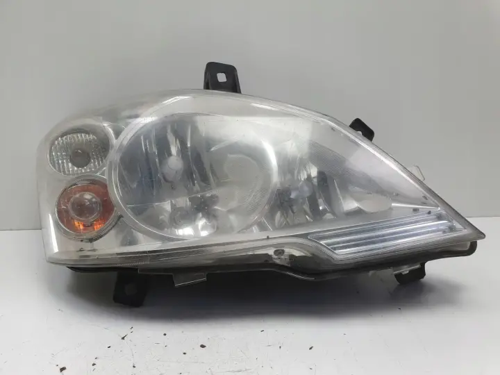 Mercedes Vito Viano W639 LIFT PRZEDNIA LAMPA PRAWA prawy przód A6398201961