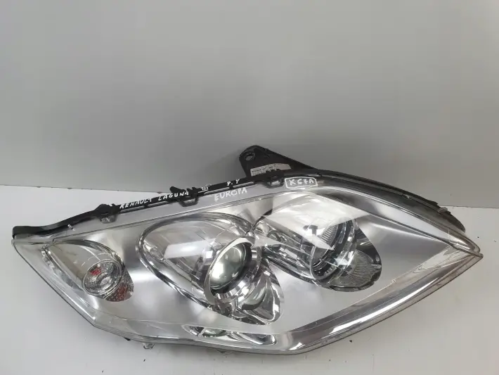Renault Laguna III 07-10r PRZEDNIA LAMPA PRAWA prawy przód 260100033R