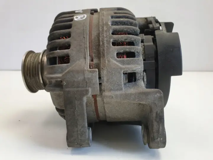 Opel Zafira B 1.6 16V ALTERNATOR 0124425020 100A
