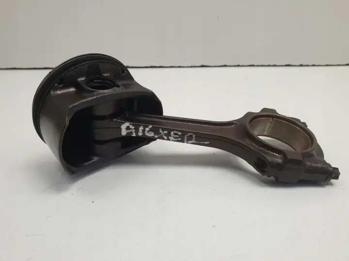 Opel Astra IV J 1.6 16V TŁOK KORBOWÓD A16XER