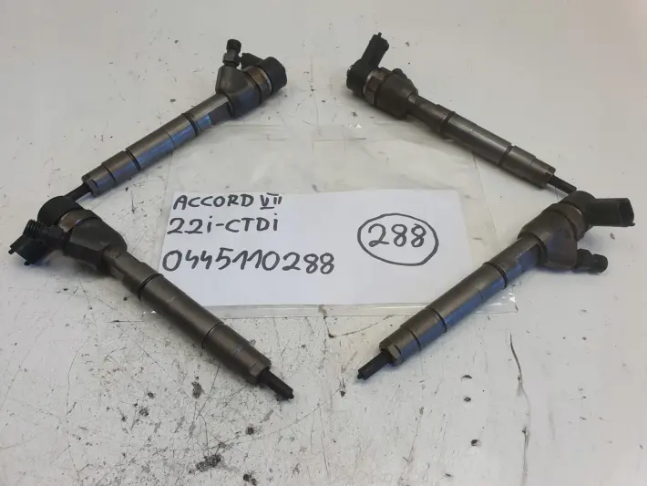 Honda Accord VII 2.2 i-CDTI WTRYSKIWACZ wtrysk 0445110288