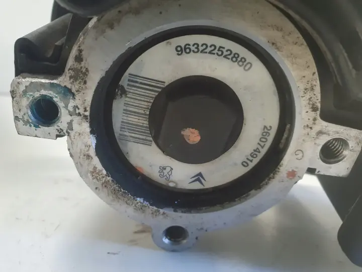 Peugeot 206 1.4 i POMPA WSPOMAGANIA 9632252880