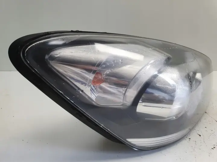 Kia Ceed I lift PRZEDNIA LAMPA PRAWA prawy przód anglik 92102-1H