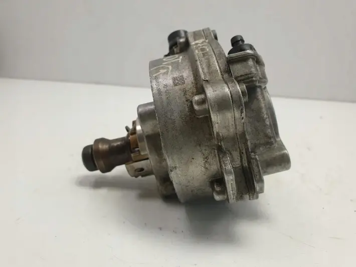 BMW X5 E70 3.0 T POMPA VACUM wakum 7575325
