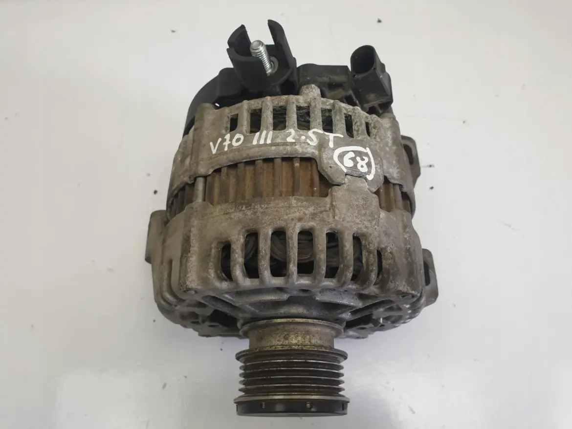 Volvo V70 III 2.5 T ALTERNATOR 0121615005 150A