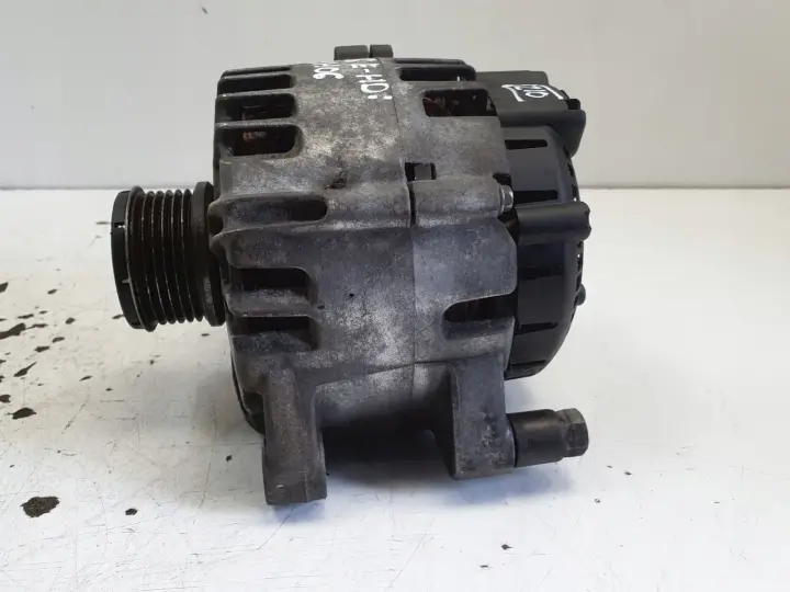Peugeot 3008 1.6 HDI ALTERNATOR 9678048880