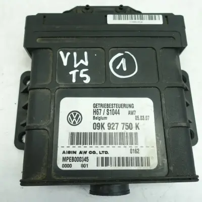 VW Transporter T5 1.9 TDI KOMPUTER SILNIKA moduł