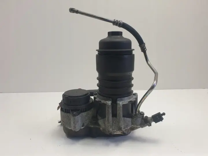 Audi A6 C6 2.7 TDI PODSTAWA FILTRA Oleju obudowa