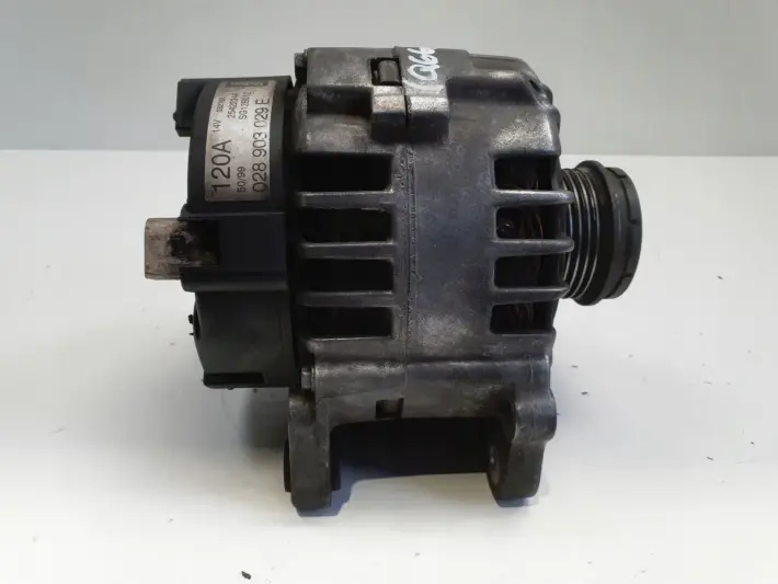 VW Passat B5 Audi A4 B5 A6 C5 1.9 TDI ALTERNATOR Valeo 028903029E 120A