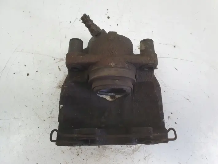 Renault Captur II LEWY PRZEDNI ZACISK HAMULCOWY przód KIEROWCY 368