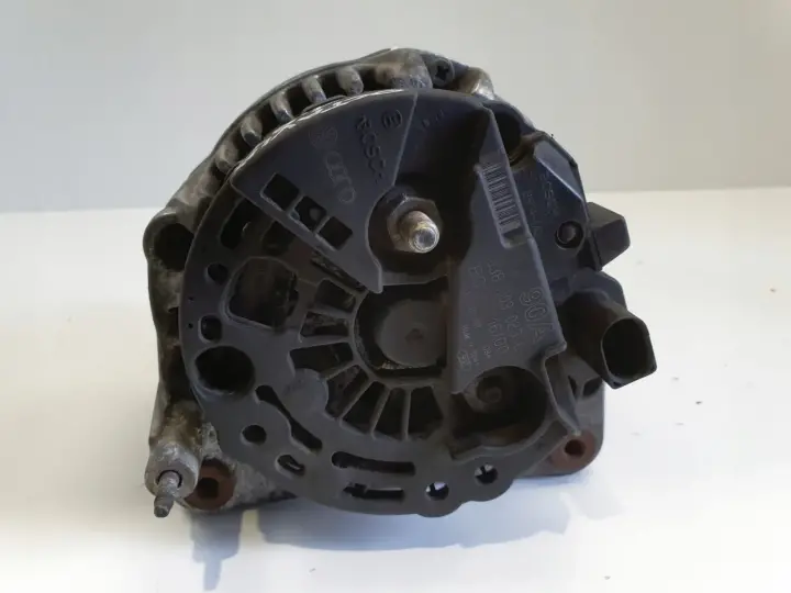 Audi A3 8L Golf IV 1.9 TDI ALTERNATOR 0123515021 038903023L 90A