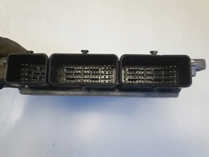 f7e50590af26e679fbd5a1d18ef7375f