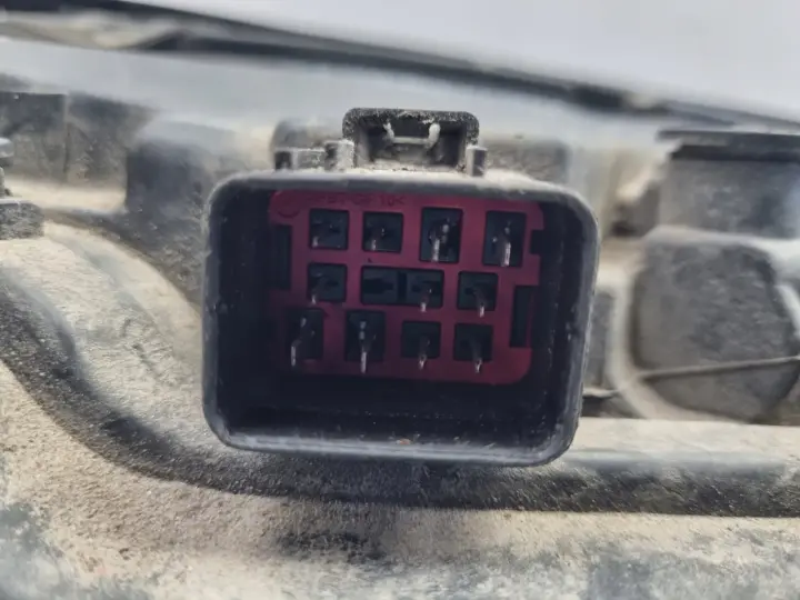 Volvo S80 II V70 III XENON PRZEDNIA LAMPA LEWA lewy przód EUROPA 31214347