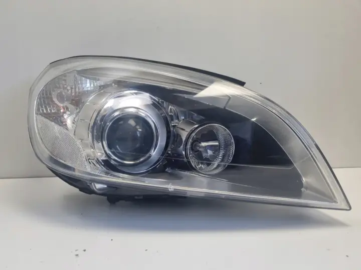 Volvo V60 S60 II PRZEDNIA LAMPA PRAWA prawy przód XENON EUROPA 31299991