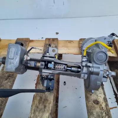 Toyota Corolla E21 POMPA WSPOMAGANIA kolumna 89650-12L40 45250-02P90