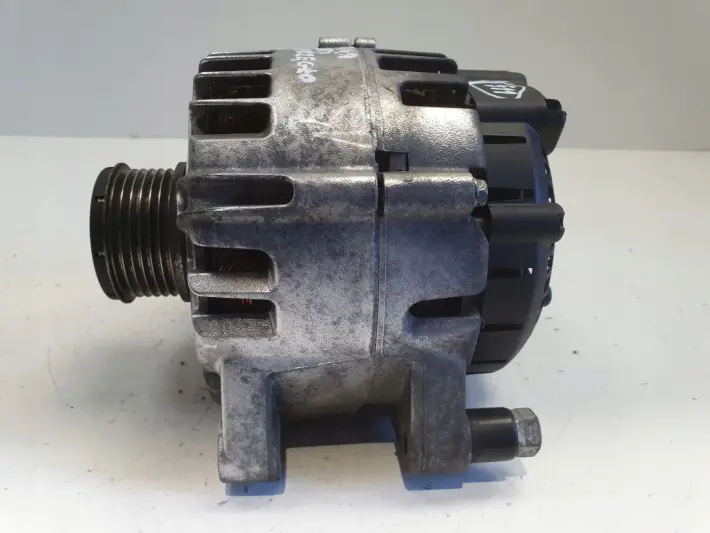 Peugeot Expert II 2.0 HDI ALTERNATOR 9665617780 valeo