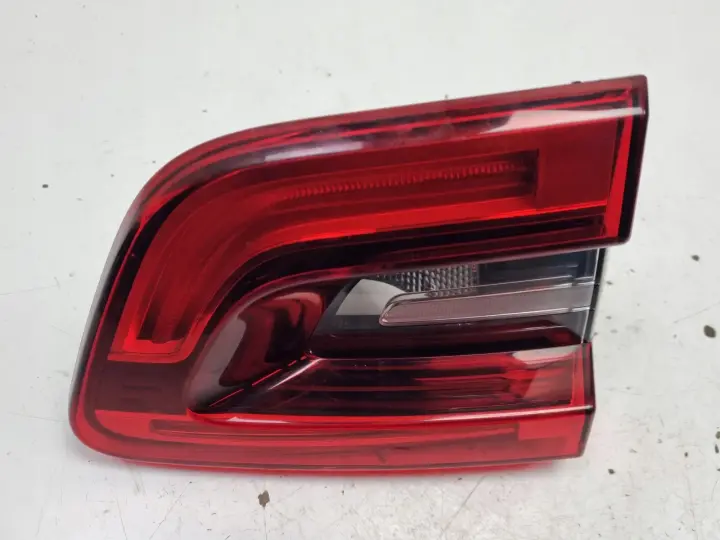 Renault Kadjar TYLNIA TYLNA LAMPA LEWA lewy tył kierowcy w klapę 265550151R