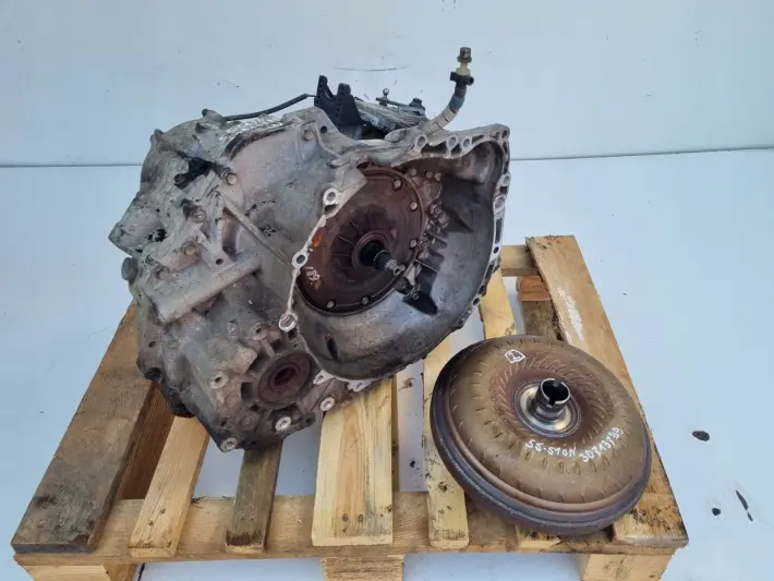 Volvo S40 II V50 2.4 D5 AUTOMATYCZNA SKRZYNIA BIEGÓW 55-51SN 30713799