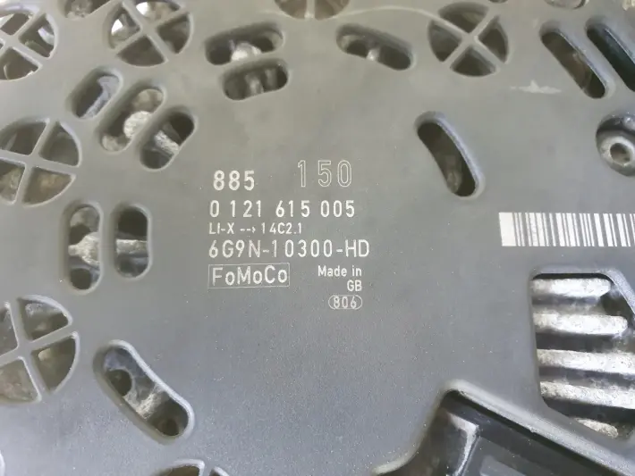 Volvo V70 III XC70 II 2.4 D5 ALTERNATOR 0121615005